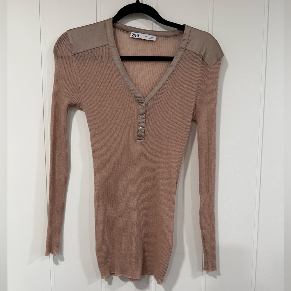 Zara Women's Long Sleeve Tan V-Neck Top